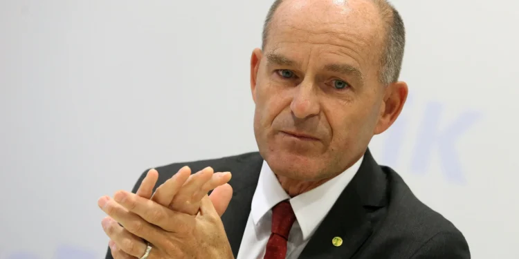 Karl-Erivan Haub: Lebt der verschollene Milliardär in Moskau?